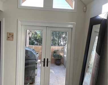 504 Avocado Avenue - Photo Thumbnail 24