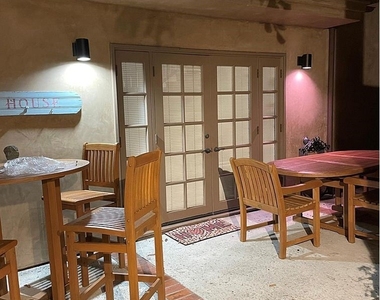 504 Avocado Avenue - Photo Thumbnail 28