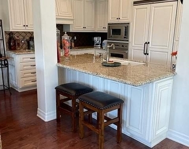 504 Avocado Avenue - Photo Thumbnail 18