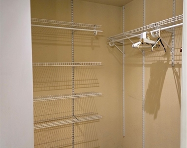 28464 Taos Court - Photo Thumbnail 11