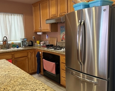 610 Main - Photo Thumbnail 12