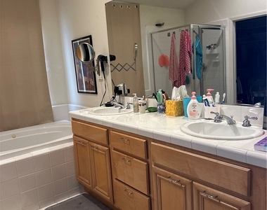 610 Main - Photo Thumbnail 6