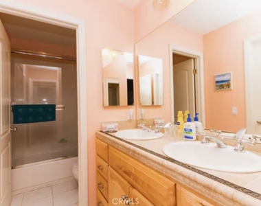 610 Main - Photo Thumbnail 1