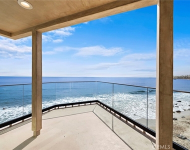 715 Ocean Front - Photo Thumbnail 8