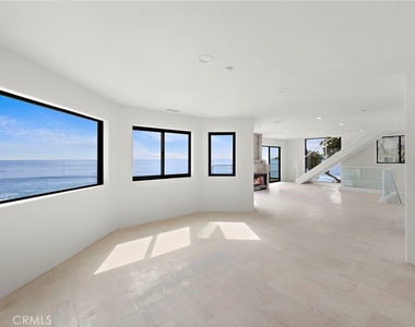 715 Ocean Front - Photo Thumbnail 15