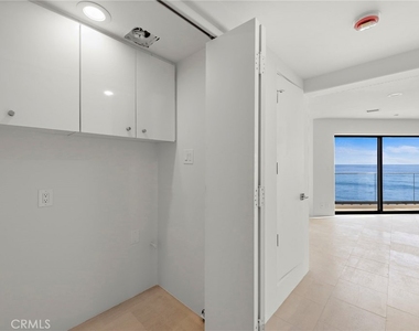715 Ocean Front - Photo Thumbnail 24