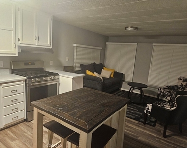 1453 Prospect - Photo Thumbnail 1