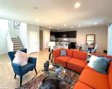 42720 Azure Street - Photo Thumbnail 6