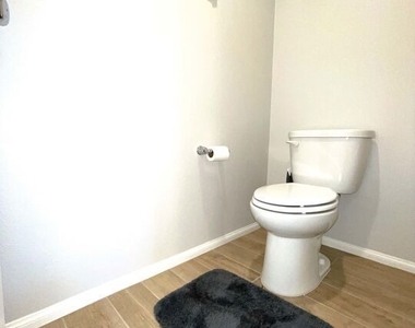 42720 Azure Street - Photo Thumbnail 31
