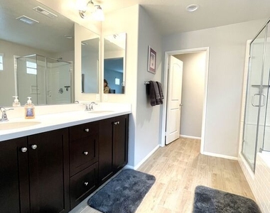 42720 Azure Street - Photo Thumbnail 30