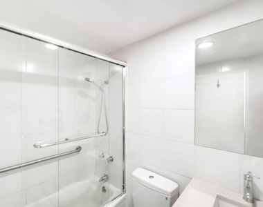 17350 W Sunset Boulevard - Photo Thumbnail 8