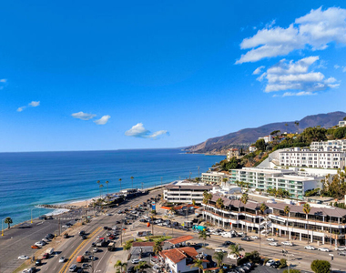 17350 W Sunset Boulevard - Photo Thumbnail 20