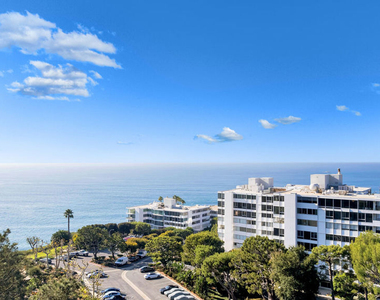 17350 W Sunset Boulevard - Photo Thumbnail 18