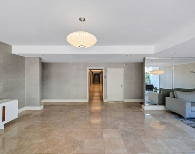 17350 W Sunset Boulevard - Photo Thumbnail 3