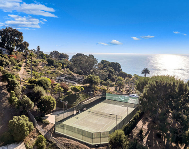 17350 W Sunset Boulevard - Photo Thumbnail 19