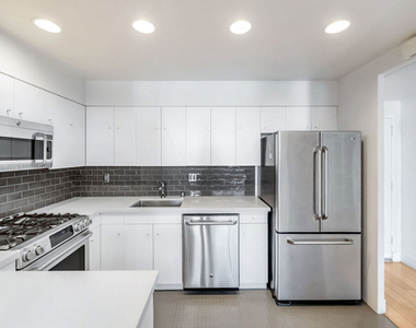 17350 W Sunset Boulevard - Photo Thumbnail 7