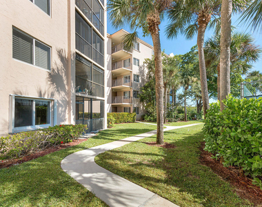 275 Palm Avenue - Photo Thumbnail 31
