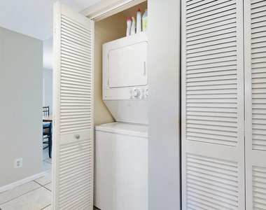 275 Palm Avenue - Photo Thumbnail 22