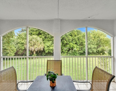 815 W Boynton Beach Boulevard - Photo Thumbnail 28