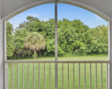 815 W Boynton Beach Boulevard - Photo Thumbnail 27