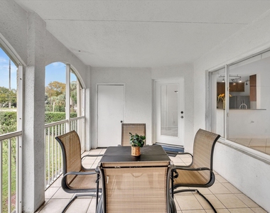 815 W Boynton Beach Boulevard - Photo Thumbnail 26