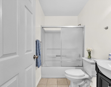 815 W Boynton Beach Boulevard - Photo Thumbnail 32