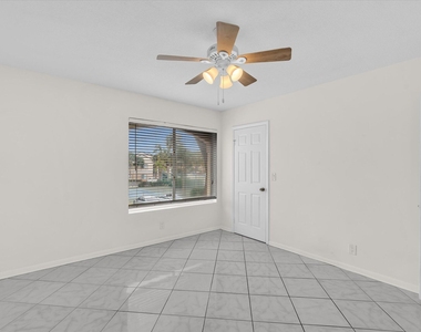 815 W Boynton Beach Boulevard - Photo Thumbnail 42