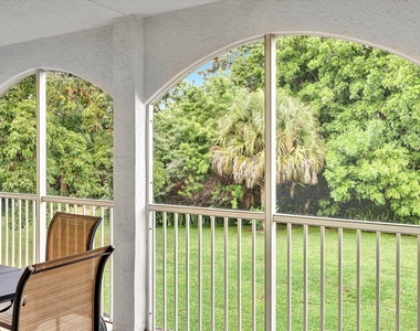 815 W Boynton Beach Boulevard - Photo Thumbnail 24
