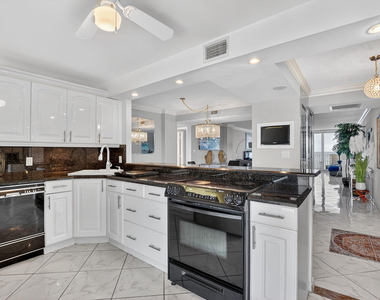 3000 S Ocean Boulevard - Photo Thumbnail 11