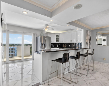 3000 S Ocean Boulevard - Photo Thumbnail 9