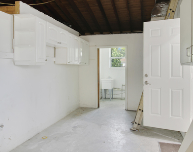 1231 Sw 32nd Street - Photo Thumbnail 28