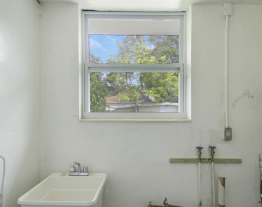 1231 Sw 32nd Street - Photo Thumbnail 27