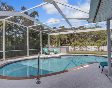 609 Oak Terrace - Photo Thumbnail 23