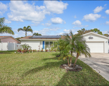 609 Oak Terrace - Photo Thumbnail 1