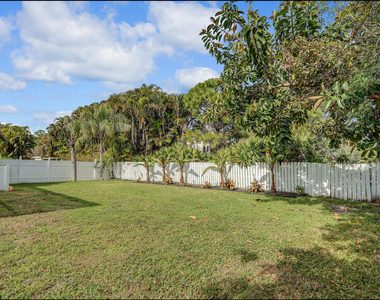 609 Oak Terrace - Photo Thumbnail 26