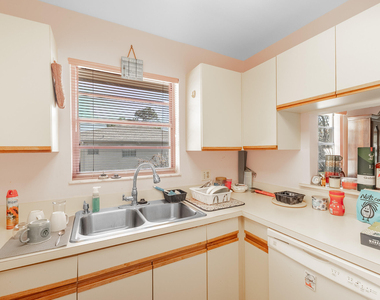 33 Lake Vista Trail - Photo Thumbnail 8