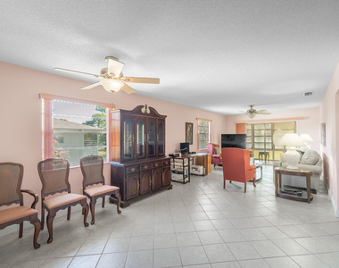 33 Lake Vista Trail - Photo Thumbnail 5