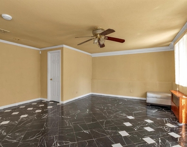830 Pepperidge Road - Photo Thumbnail 9