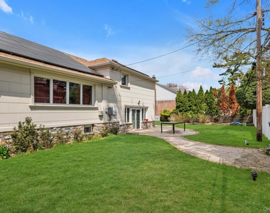 830 Pepperidge Road - Photo Thumbnail 3