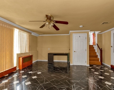 830 Pepperidge Road - Photo Thumbnail 10
