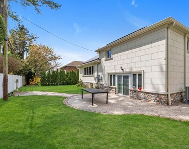 830 Pepperidge Road - Photo Thumbnail 2