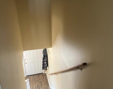 1016 Franklin Street - Photo Thumbnail 21