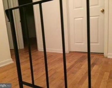 1016 Franklin Street - Photo Thumbnail 10