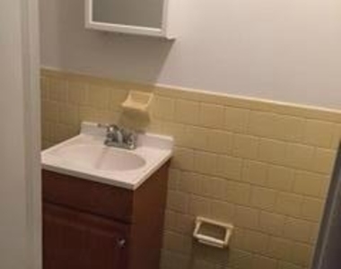 1016 Franklin Street - Photo Thumbnail 4