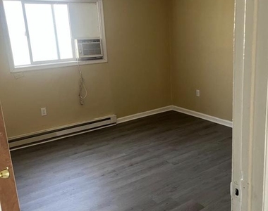 1016 Franklin Street - Photo Thumbnail 23