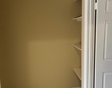 1016 Franklin Street - Photo Thumbnail 25