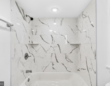 1821 E Oakdale Street - Photo Thumbnail 19