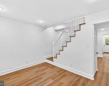 1821 E Oakdale Street - Photo Thumbnail 21