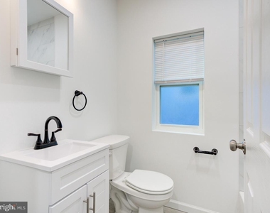 1809 Wylie Street - Photo Thumbnail 10