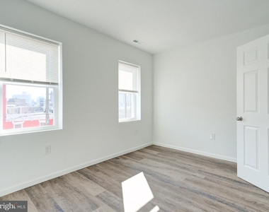 1809 Wylie Street - Photo Thumbnail 7